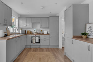 Photo 13- click for photo gallery